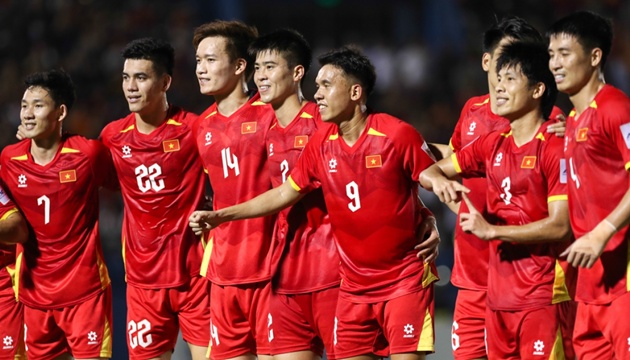 Chờ các học trò của HLV Kim trổ tài.